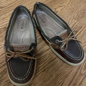Sperry boat shoes